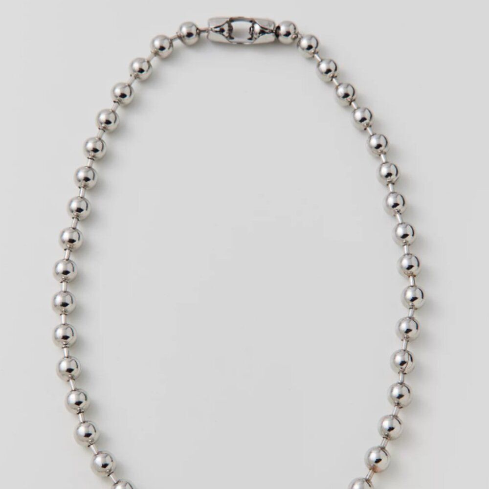 MM LaFleur Ruthie Necklace in Silver - Picture 3 of 3